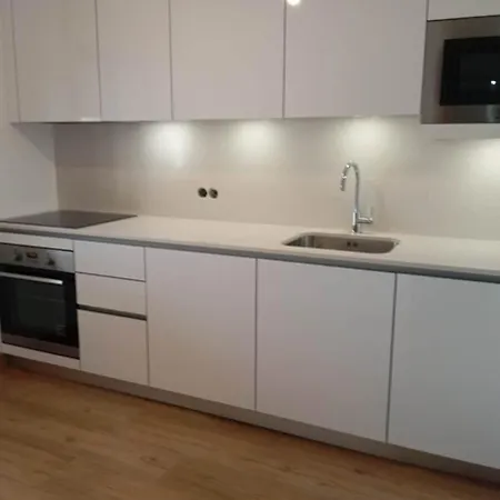 Oura Sunrise & Pool Retreat Apartment Albufeira